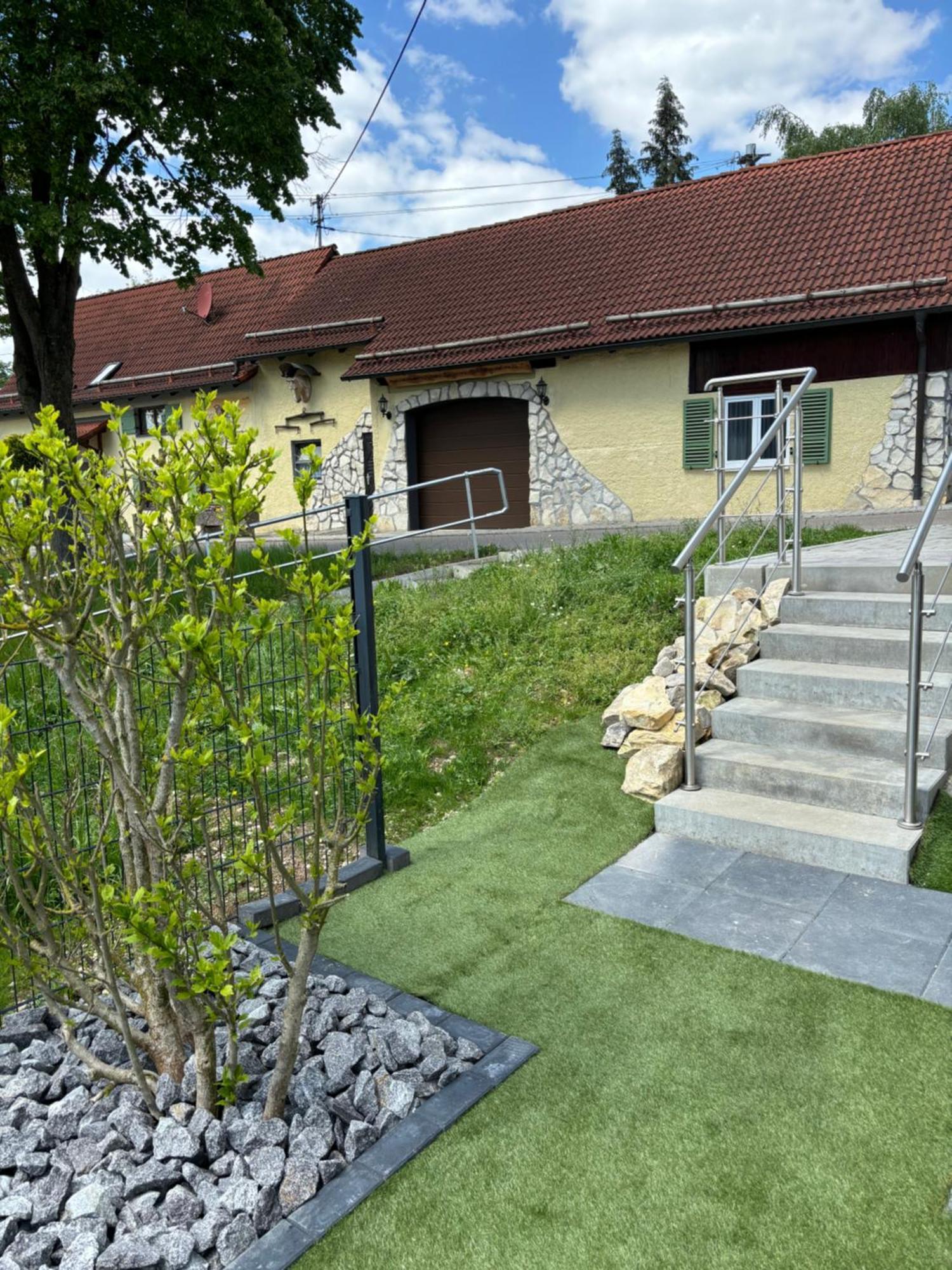Ferienwohnung Im Usseltal - Zirben Spa - Monheimer Alb - Altmuehltal - Familie Geyer Daiting Monheim  Екстер'єр фото